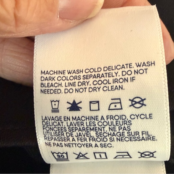 Lands’ End Black TENCEL™ Lyocell Ruffle Sleeve Blouse Women’s XL NWT - Picture 8 of 11